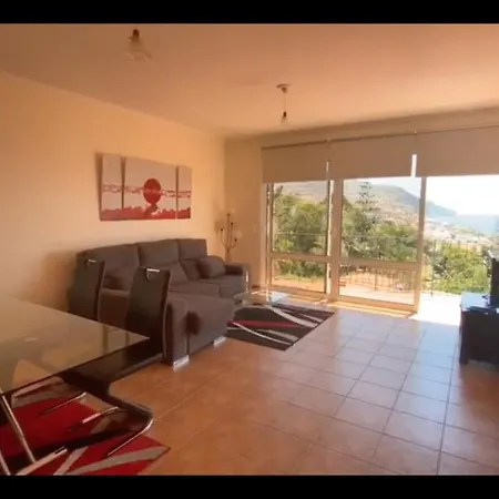 Casa Cruzes * 푼샬